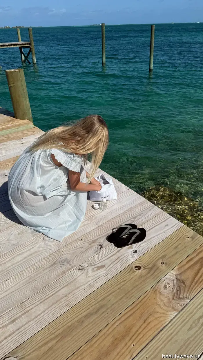 Style insiders are aware of these six summer accessory trends that elevate simple outfits to a more sophisticated level.