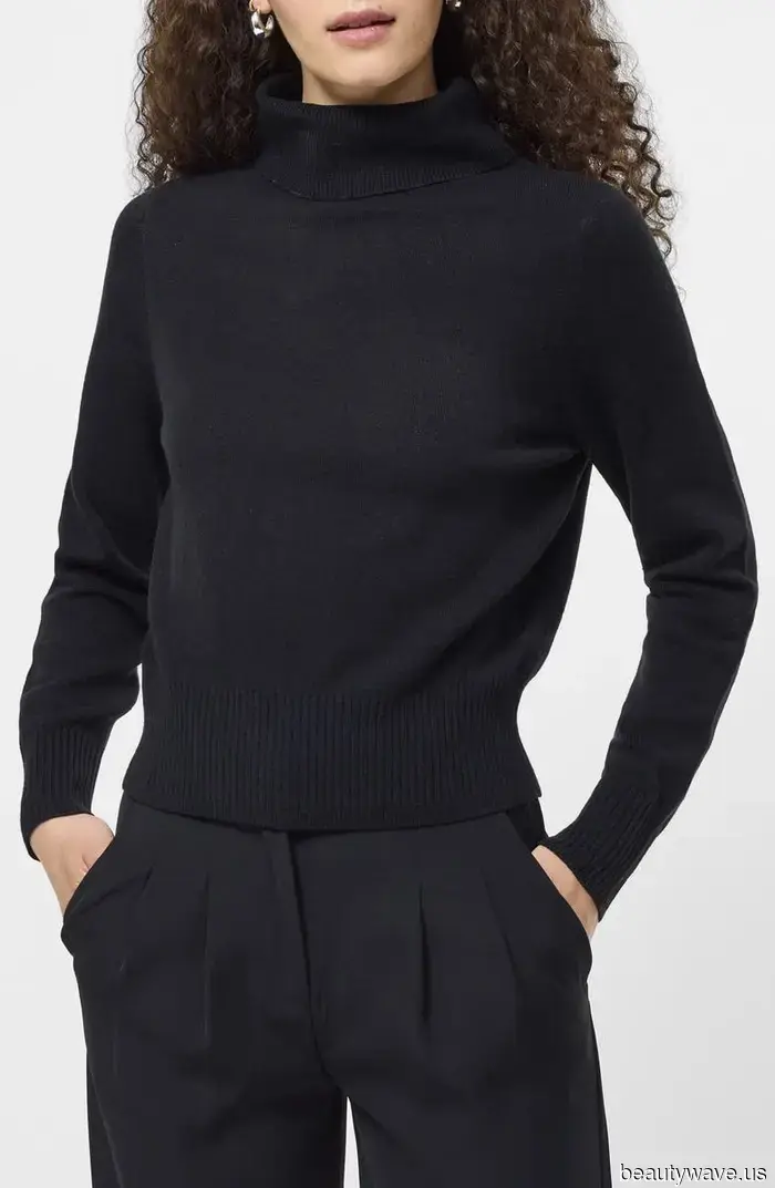 The Stylish Essential French Women Dress in More Than Just T-Shirts and Button-Downs.