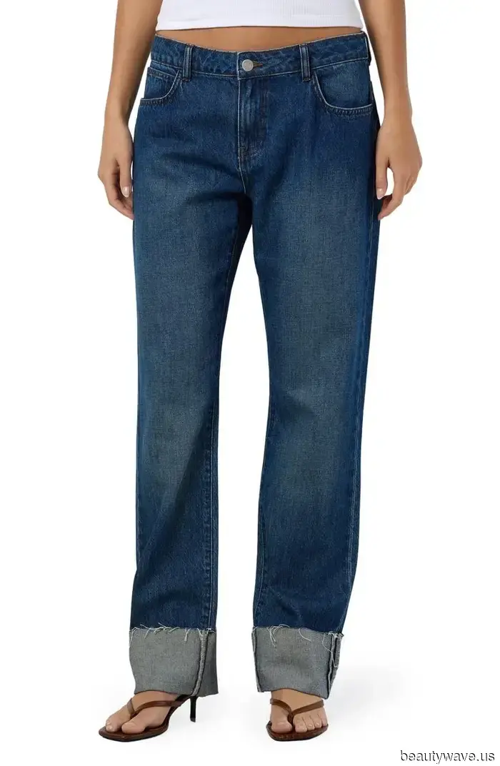 I Named the Cuffed-Jeans Trend—7 Shoes That Fashion Enthusiasts Are Pairing with the Stylish Denim Look