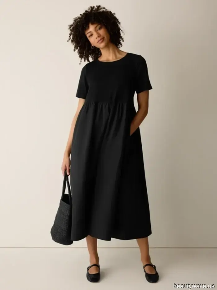 Since the It Girls declared that the '90s are making a comeback, I've been shopping from this stylish throwback brand.