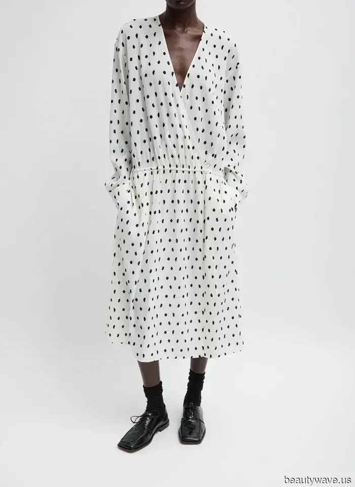 Everything You Need: Outfit Choices for Holiday Hosting