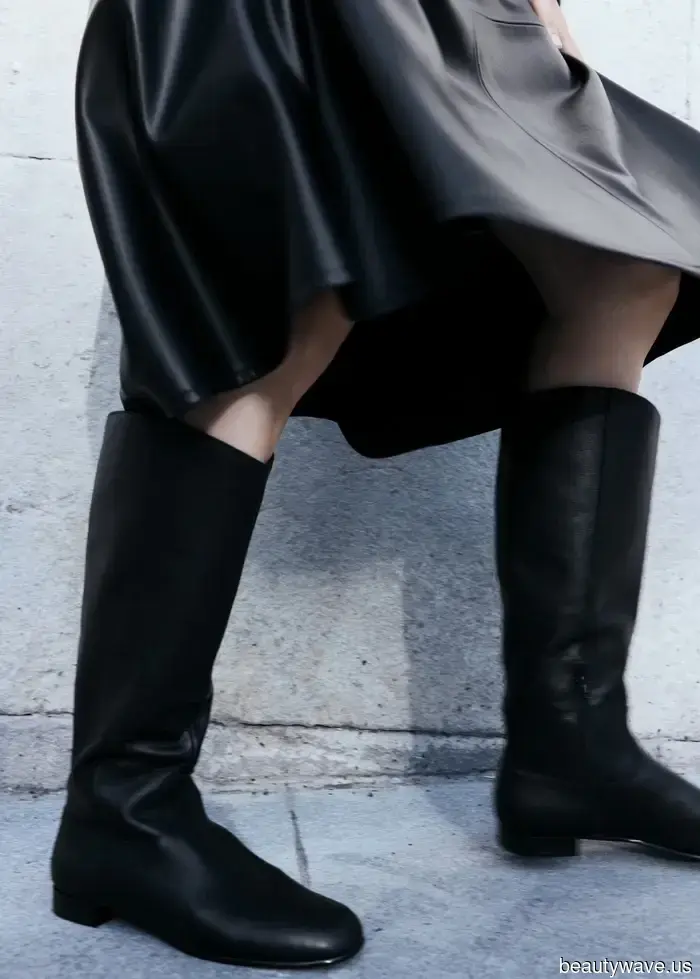 Move Over, Riding Boots—Recently, I've Been Reaching for This Flat Boot Trend More Frequently.