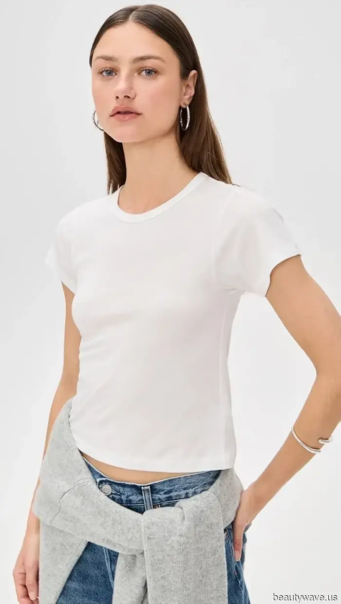 How to Identify an It Girl in 2026: This Style of Top, This Skirt Trend, and Flat Footwear.