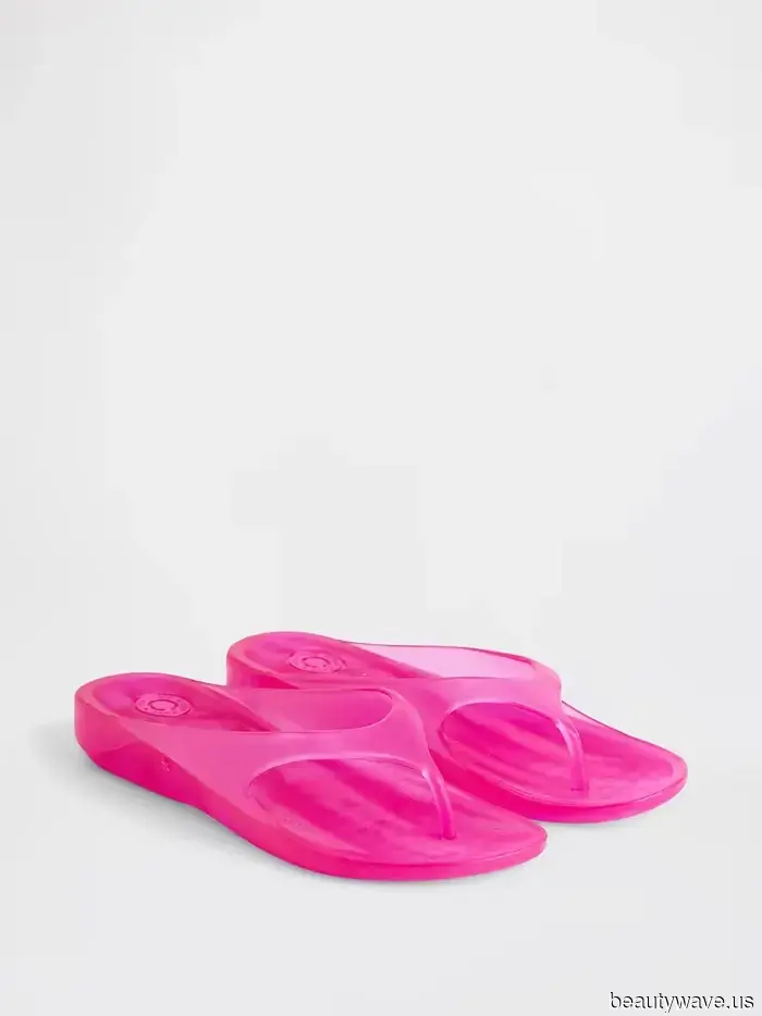 Fashion Enthusiasts Are Ditching Basic Sandals for This Exciting Shoe Trend This Summer.