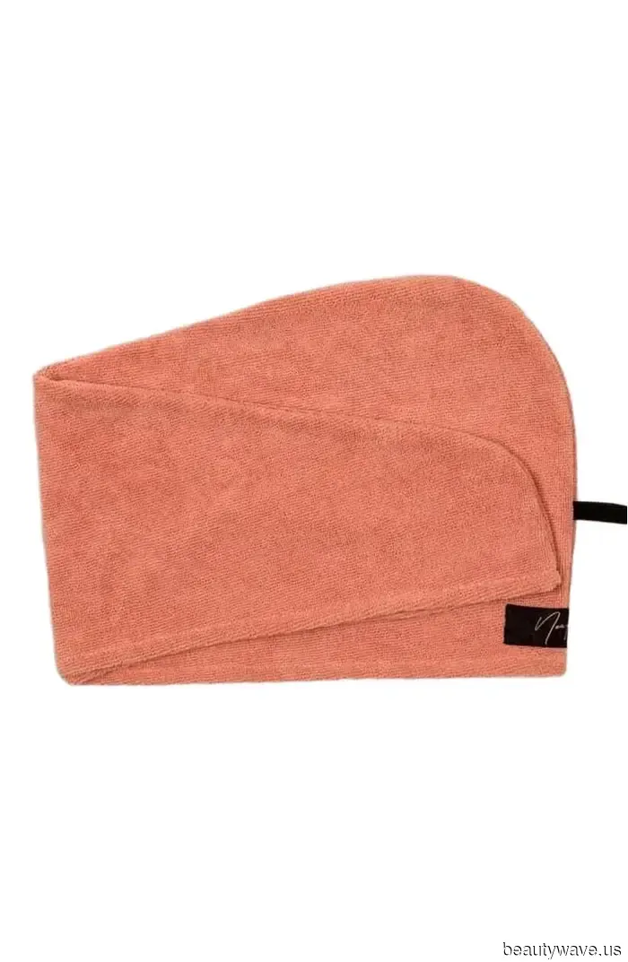 Mia zia ridicolmente cool ha i migliori consigli di bellezza&mdash;16 scoperte di Nordstrom che stiamo entrambe acquistando per il Cyber Monday