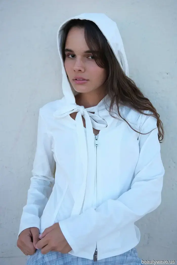 Estoy obsesionada con esta elegante marca de L.A.&mdash;Estos son los básicos atemporales de menos de $200 que estoy mirando.