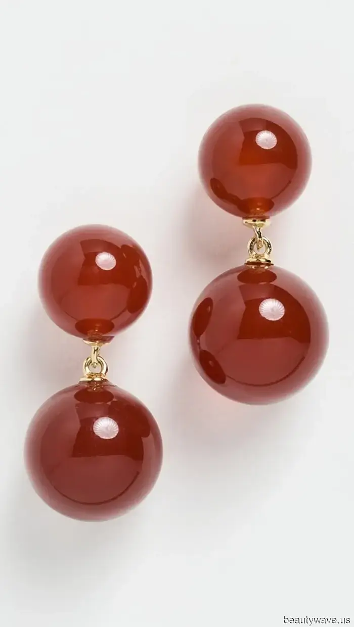 The 2025 Vacation Collection: All the Stylish Trends and Brands to Include in Your Luggage