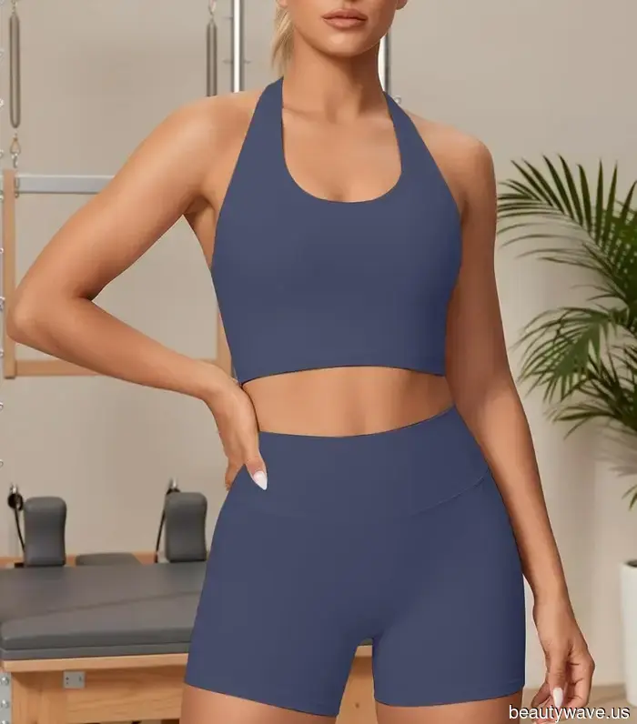 Heiße Mädchen mit kleinem Budget bestellen diesen süßen Trainingssets von Amazon diesen Sommer.