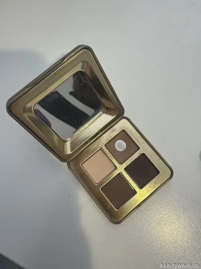 From Natural Looks to Intense Smoky Eyes, These Eyeshadow Palettes Deserve a Place in Your Makeup Bag.