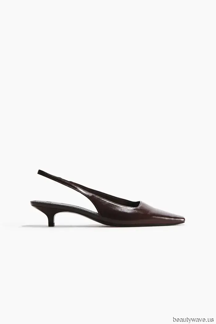 Il modo di indossare i jeans bootcut nel 2026 non include effettivamente stivali.