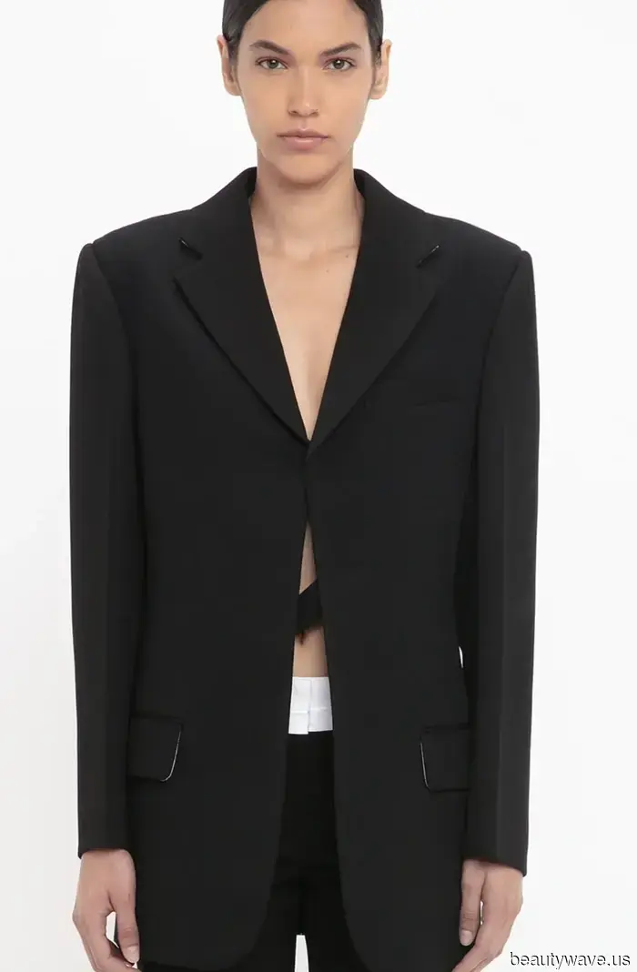 I’ll confess: Style for those over 50 makes minimalism appear more elegant.