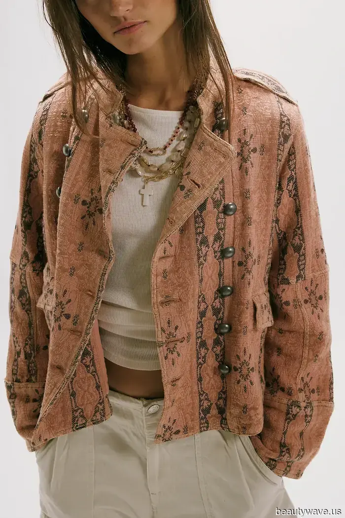 Whether You Love Them or Dislike Them, These 7 "Controversial" Trends from the 2010s Are Making a Comeback in 2026