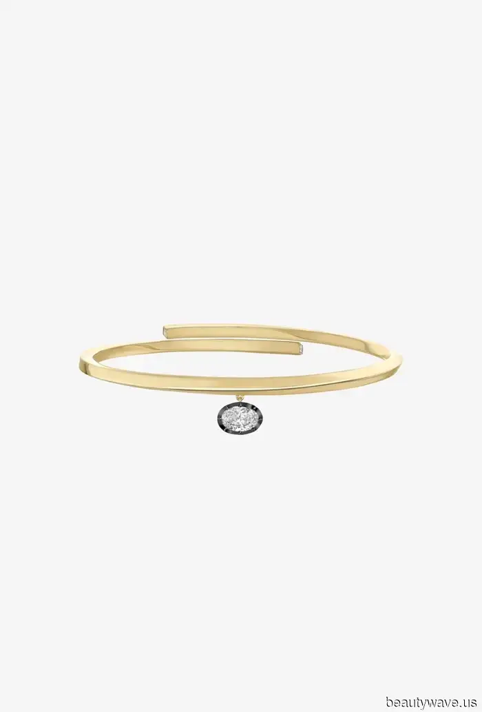 From Pendant Necklaces to Cocktail Watches, These Jewellery Trends Are Shaping Luxury in 2026.