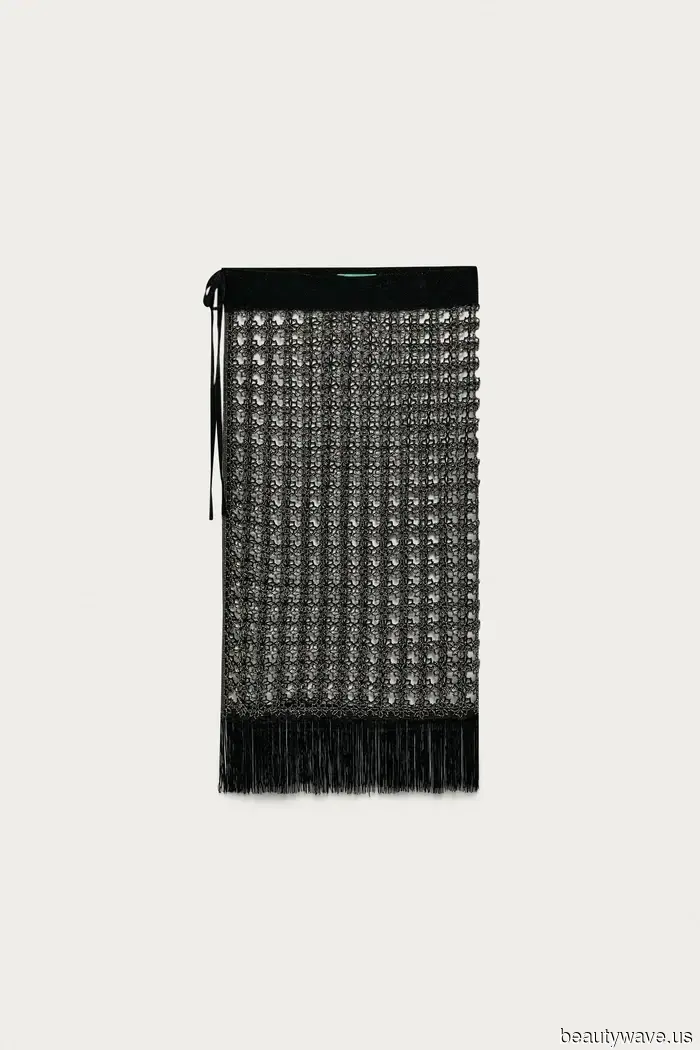 Spiacente, Minimalisti&mdash;Ogni Ragazza Cool Sta Indossando Questi 6 Mini Trend Massimalisti Questa Estate