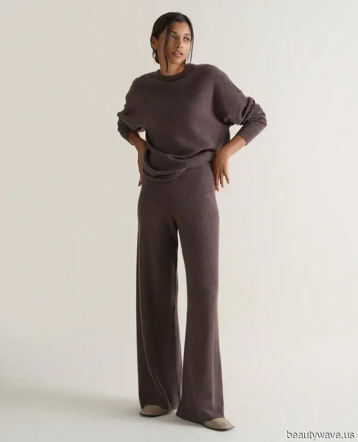 I Only Purchase Cashmere When It's Discounted—Here Are the Best Cozy Deals From the Black Friday Sales.