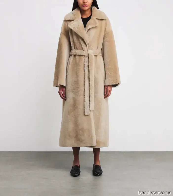 I 6 modi più "2025" per indossare collant questo inverno