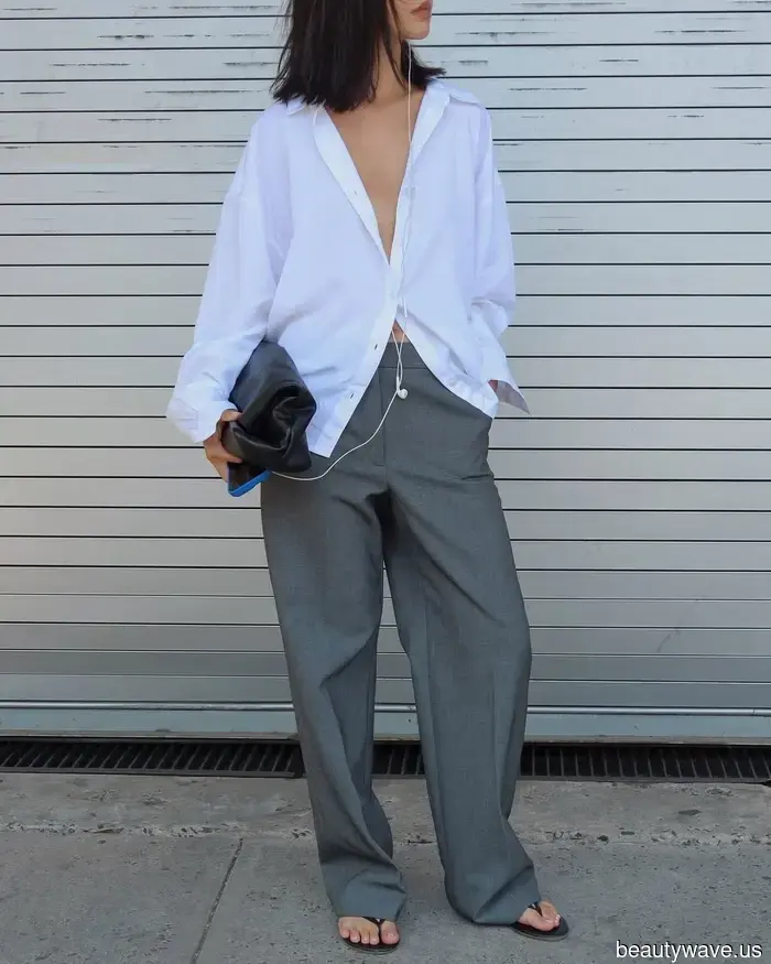Stylish girls in London, NYC, and Paris are elevating this "mundane" summer shoe trend, making it appear luxurious with these 5…