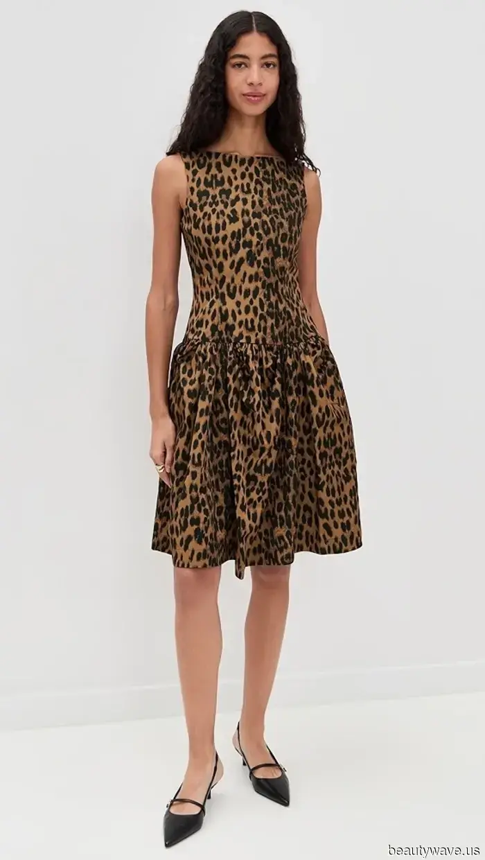 Everything You Need: What to Wear While Hosting During the Holiday Season