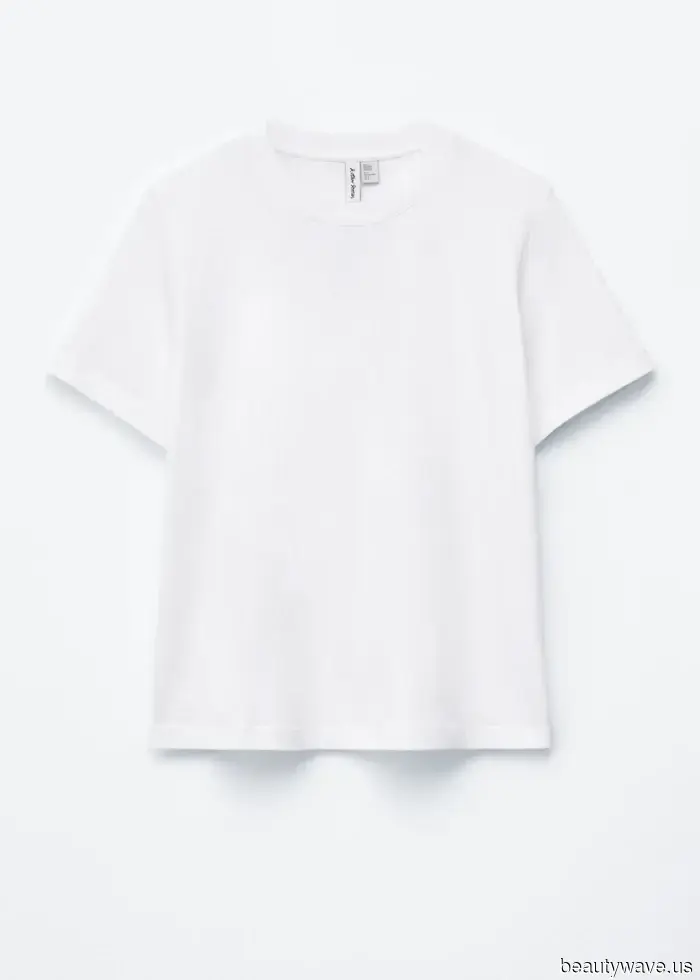 No one wears jeans quite like Londoners—7 stylish outfits I'm confidently emulating in 2026.