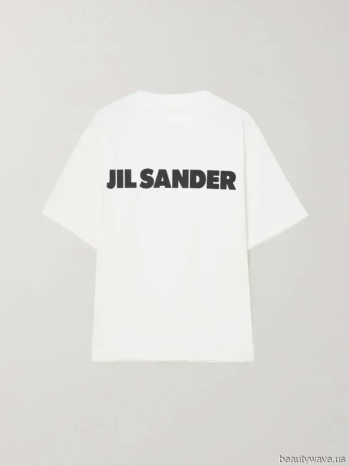 Leggings Are All I Want to Wear at the Moment—These 5 Tops Help Keep It Stylish