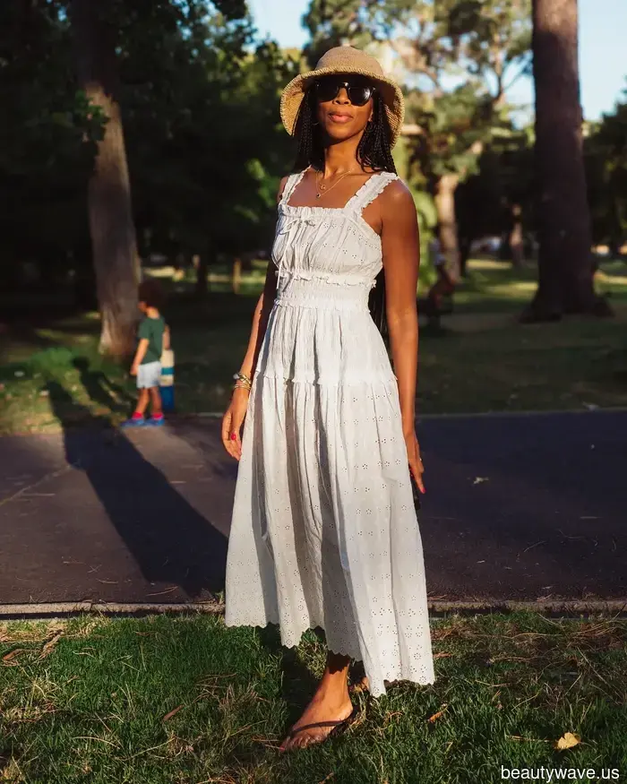 Si la elegancia simple es tu estilo de verano, querrás probar uno de estos 5 bonitos conjuntos de vestido.