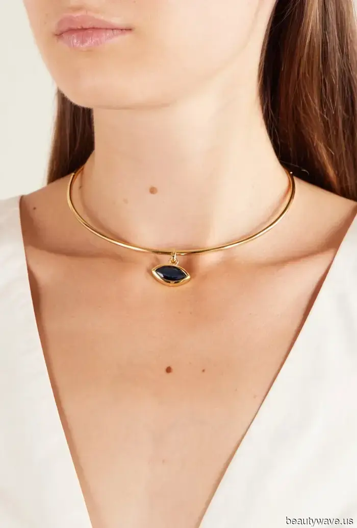 From Pendant Necklaces to Cocktail Watches, These Jewellery Trends Are Shaping Luxury in 2026.