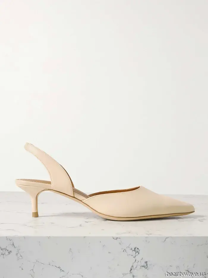 Конечно, каждая обувь хорошо смотрится с джинсами прямого кроя, но модники знают, что именно эти 5 выглядят лучше всего.