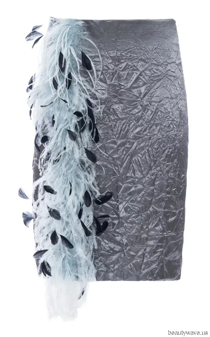 I’ve just returned from Fashion Week in Paris and Milan—here are 7 trends I noticed all over.