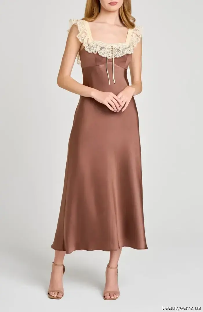 Lace! Sandals! Gorgeousness! These 30 Discoveries from the Nordstrom Sale Shout Out "It Girl."