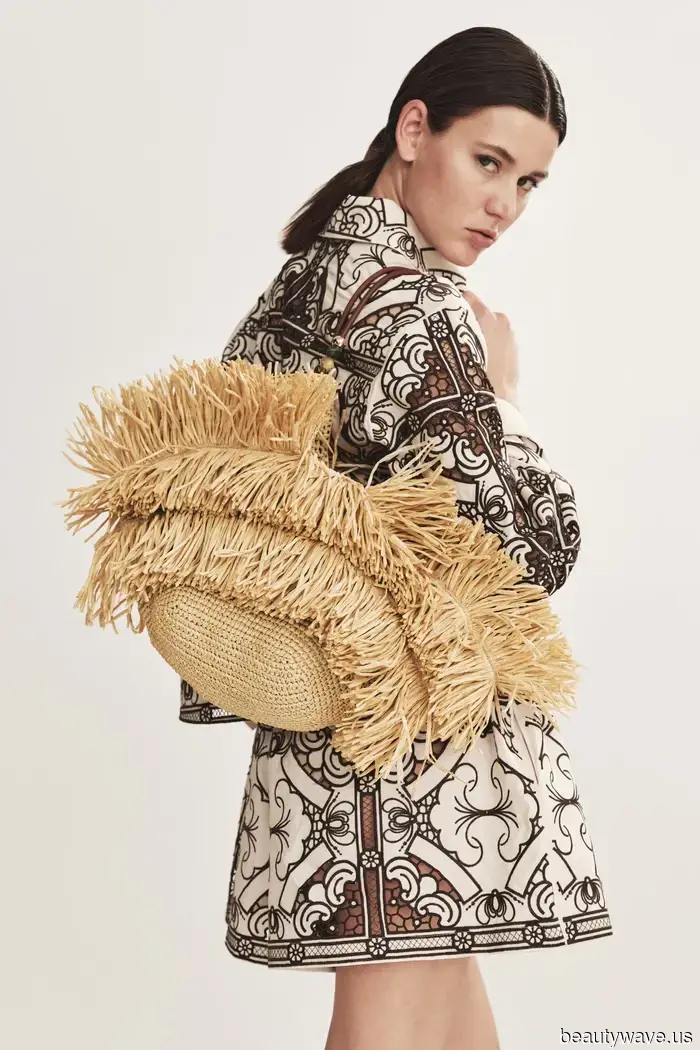 It girls worldwide are aware that these 5 trends are essential for creating undeniably stylish outfits this summer.