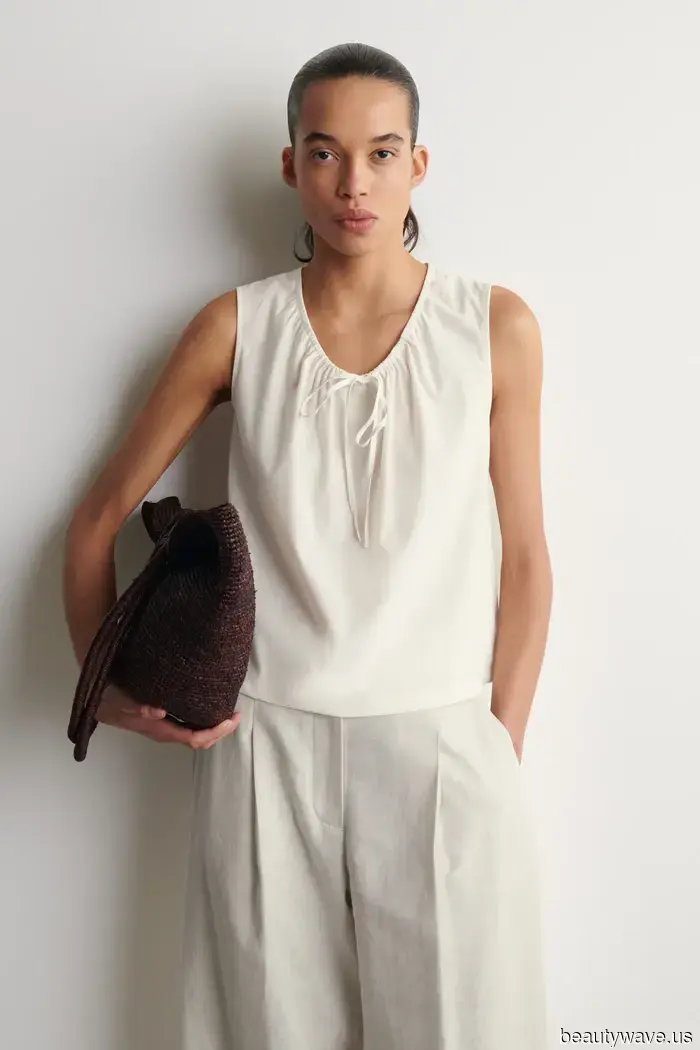 Cada verano, las mujeres elegantes visten básicos elegantes de esta marca de moda&mdash;9 artículos imprescindibles que vale la pena conocer.