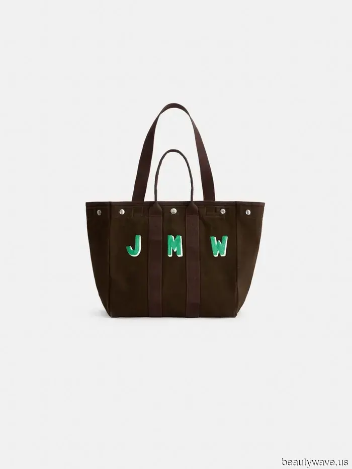 Diese virale Tasche ist plötzlich die begehrteste Handtasche der Mode&mdash;und sie ist überraschend erschwinglich.
