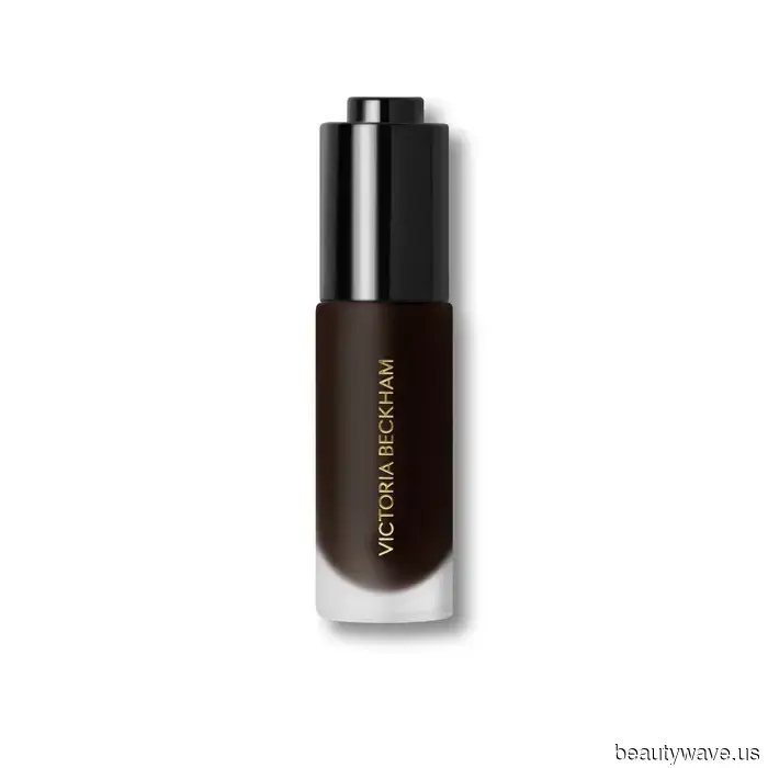 Victoria Beckham's latest bronze tints provide me with the ultimate sun-kissed radiance.