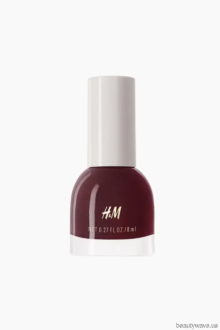It's official: Berry nails are the most stylish way to sport color throughout the year.