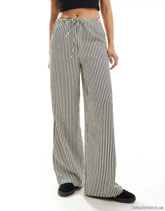 Estoy Pasando por Alto a Scruffy en el Aeropuerto&mdash;5 Atuendos de Viaje Simples que Lucen Mucho Más Elegantes