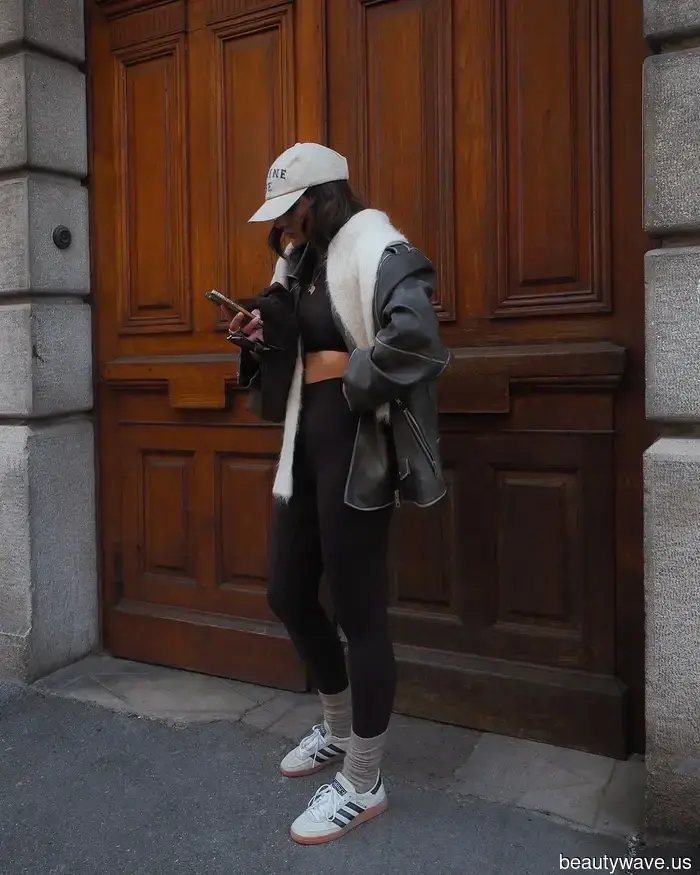 Scambiare i tuoi leggings neri con questa tendenza di colore più sofisticata è così 2026