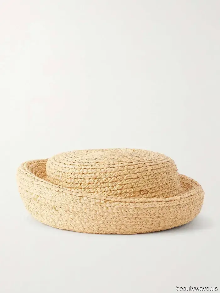 6 Personality-Driven Accessories That Are Influencing Trendy Summer Fashion
