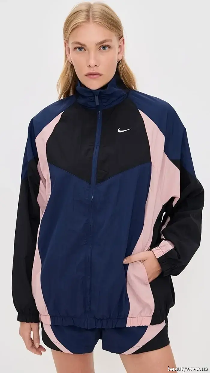 Приготовьтесь увидеть этот главный тренд курток 2025 года на каждом стильном человеке в аэропорту этой осенью.