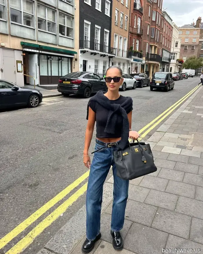 Adiós, Bailarinas: Las It Girls en Londres, Nueva York y París están priorizando esta tendencia de zapatos planos este otoño.