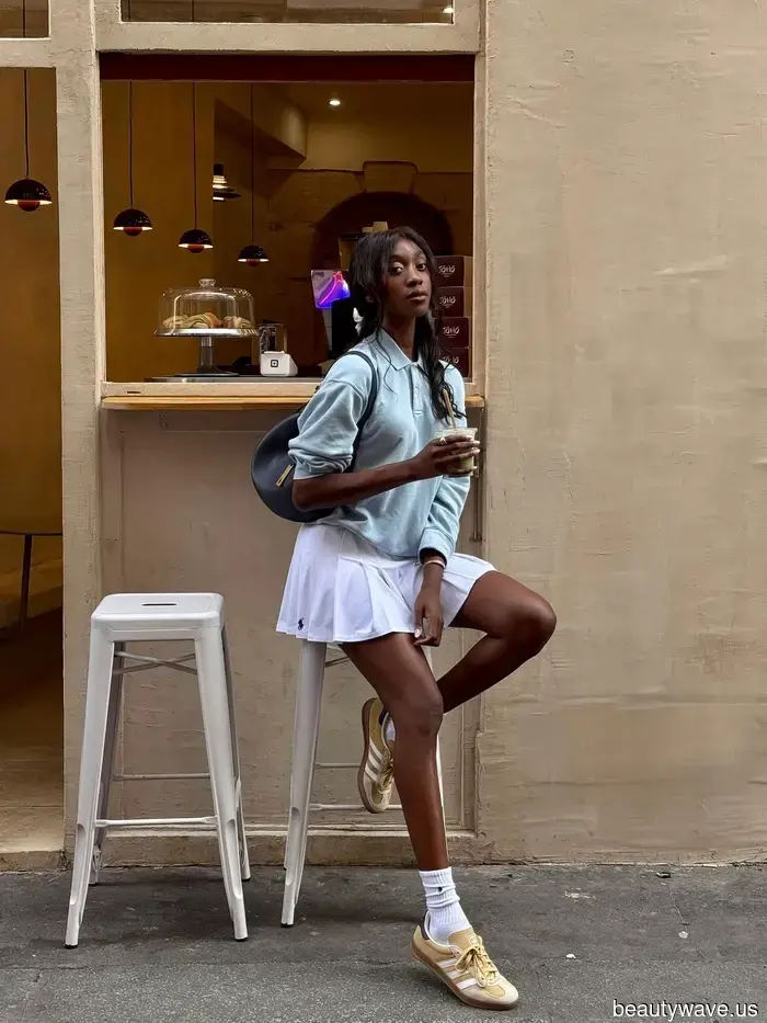 Wait—I've just noticed that the most stylish flat shoes share this particular detail.