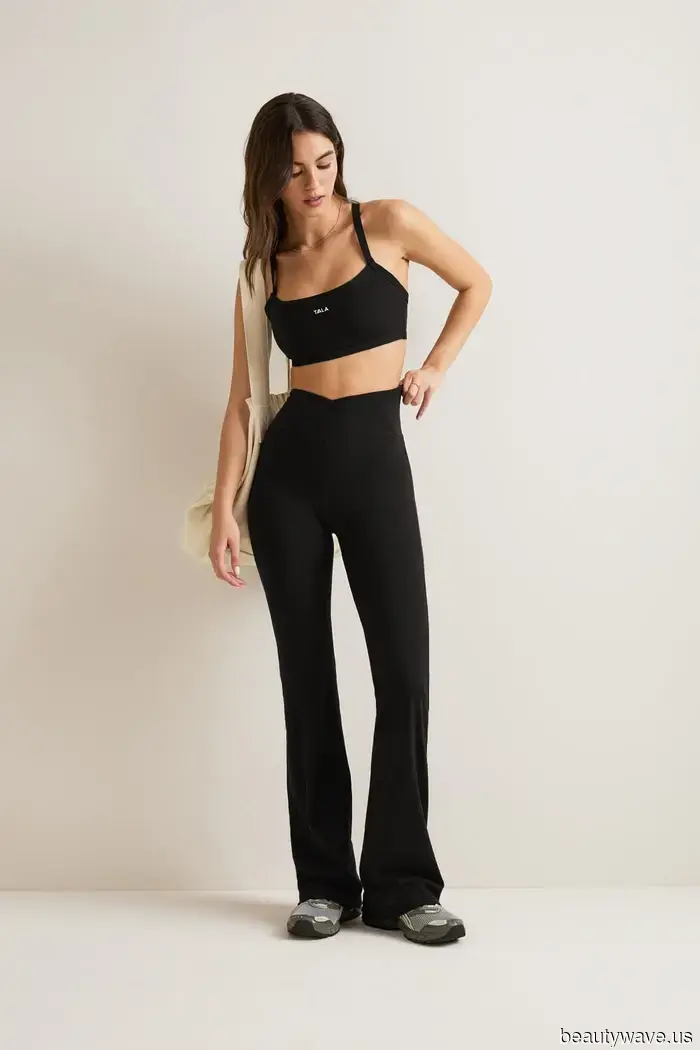 En lugar de jeans, la gente de moda en L.A. está usando sandalias con esta tendencia de leggings chic.