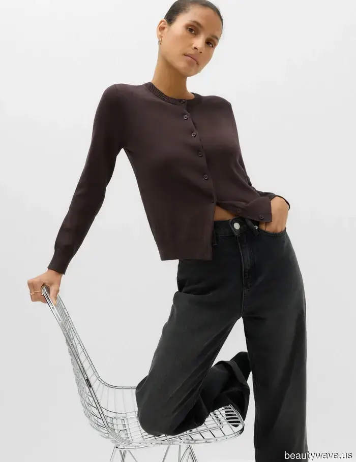 Très Chic! 7 Essential Capsule Wardrobe Items to Bring for a Parisian Getaway