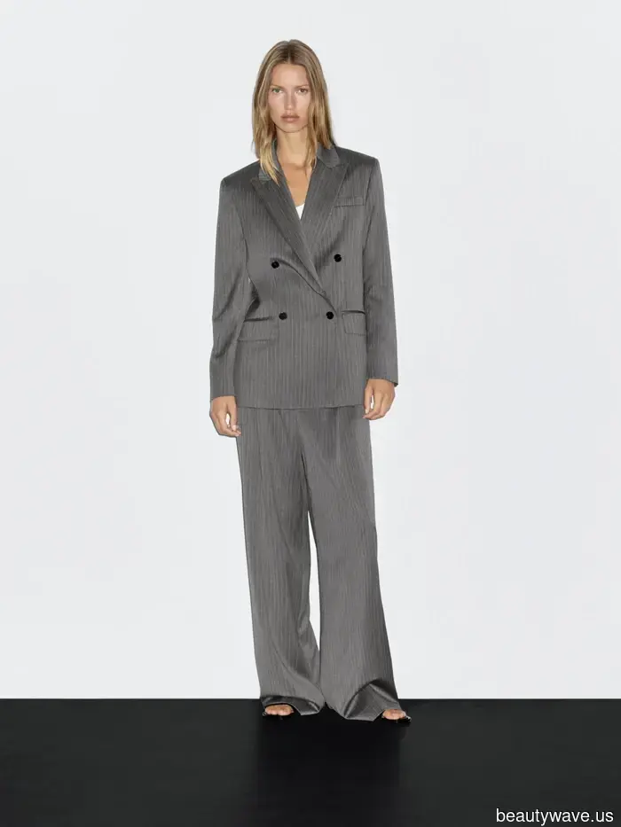 From VB to Olivia Dean, these were the most stylish celebrities of 2025.