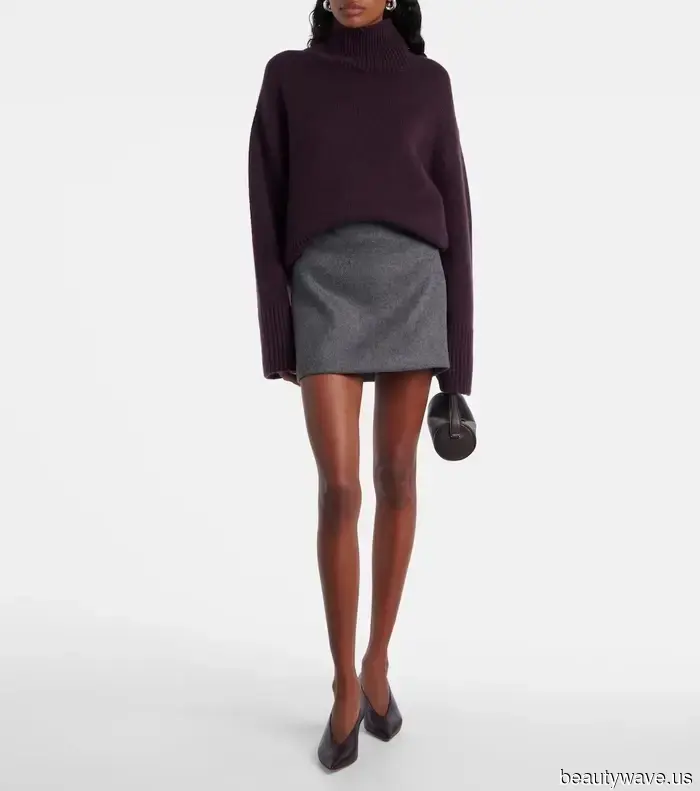 5 Simple but Chic Ways Parisians Are Currently Styling Knitwear