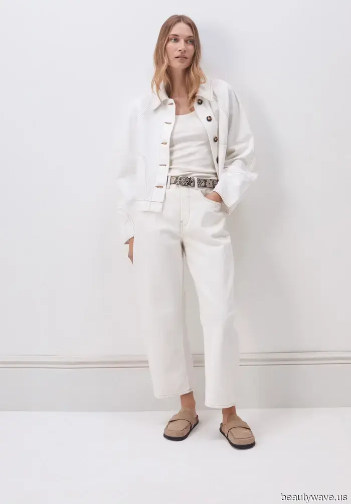 Когда парижане и лондонцы не знают, что надеть, они обращаются к этому простому сочетанию джинсов и топа.