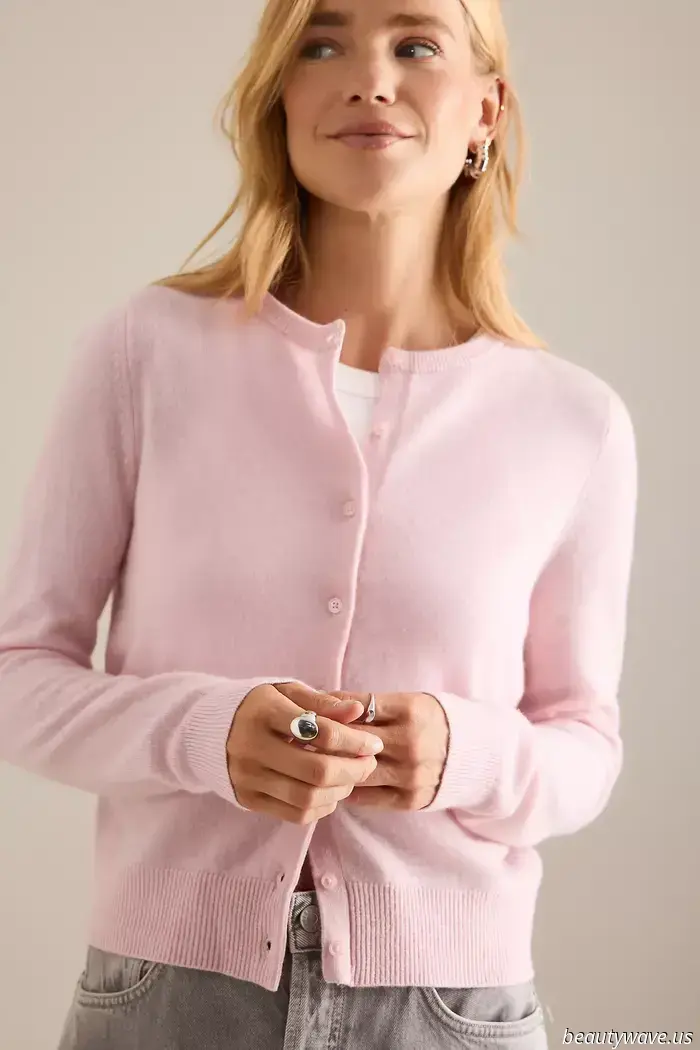 I've waited for weeks—at last, COS's stylish cashmere cardigan is available again.