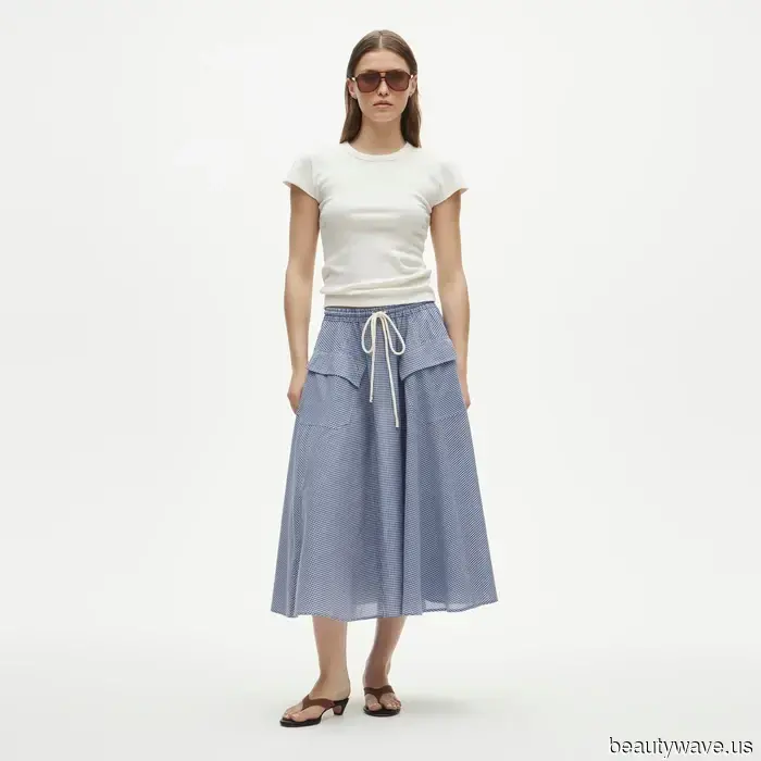 J.Crew Is Embracing Florals, Swimwear, and Jelly Sandals This Summer—Here Are 29 Items in My Cart That I'd Wear to the…