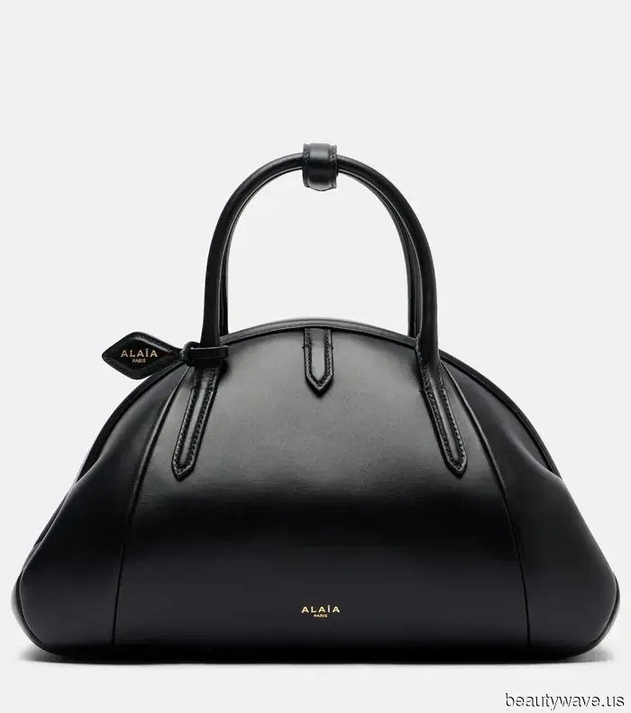 The First Spring It Bag Has Officially Arrived—And Every Fashionable Person Already Has One.