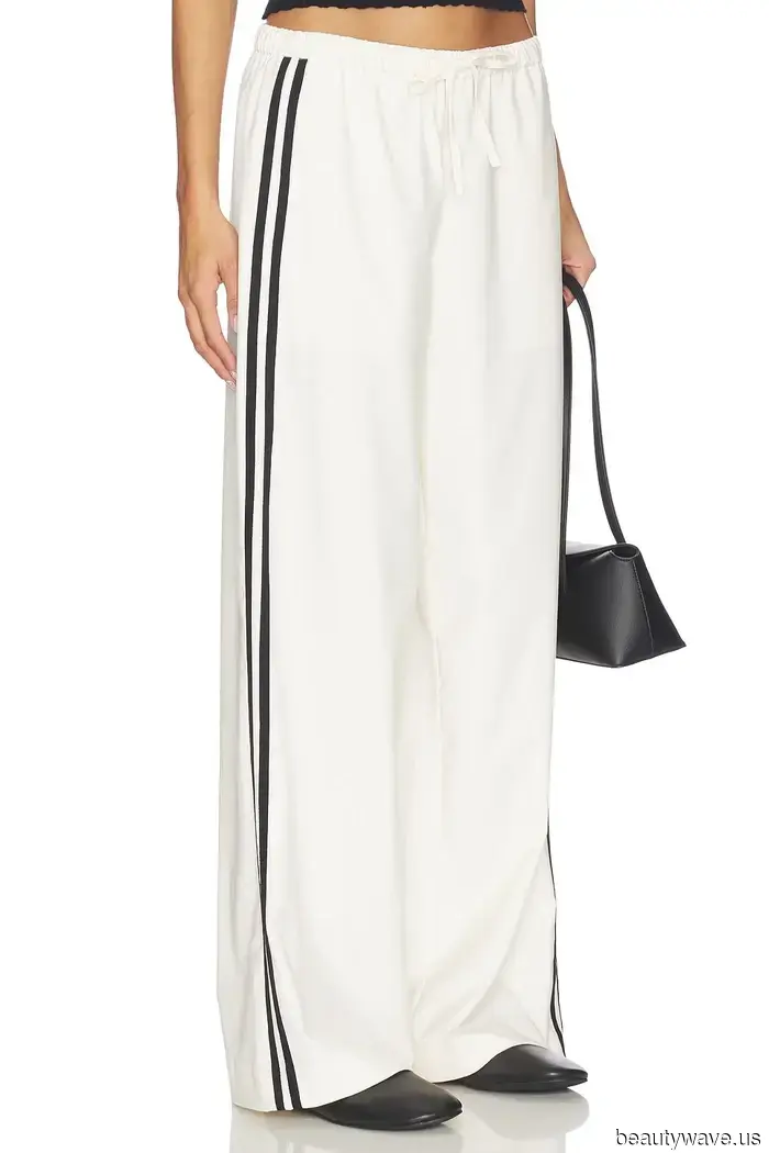 Not Capris, Not Poplin: The Trendy Cool-Girl Pants Elsa Hosk Pairs with Ballet Flats and Windbreakers