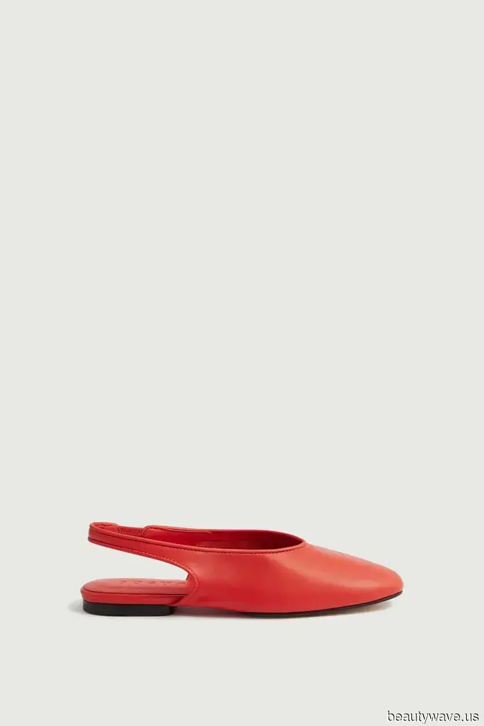 I've figured it out—these are the five color combinations that French women choose to appear elegant in the spring.